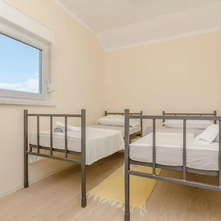 Apartment Lorena *